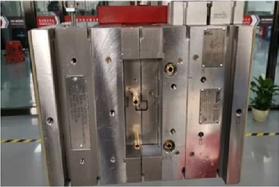 How to calculate plastic injection mold size